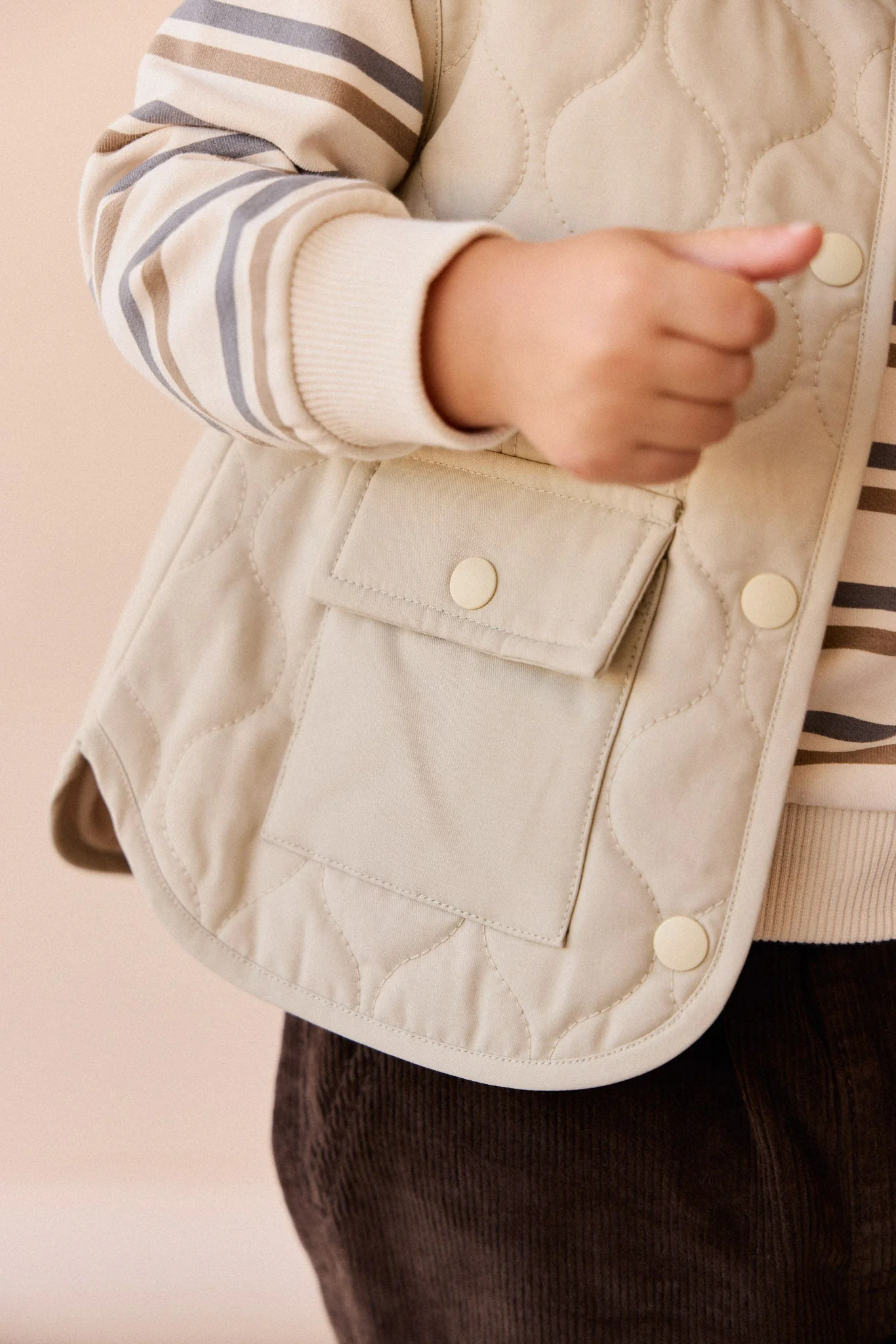 Arie Puffer Vest - Rye - Image 9