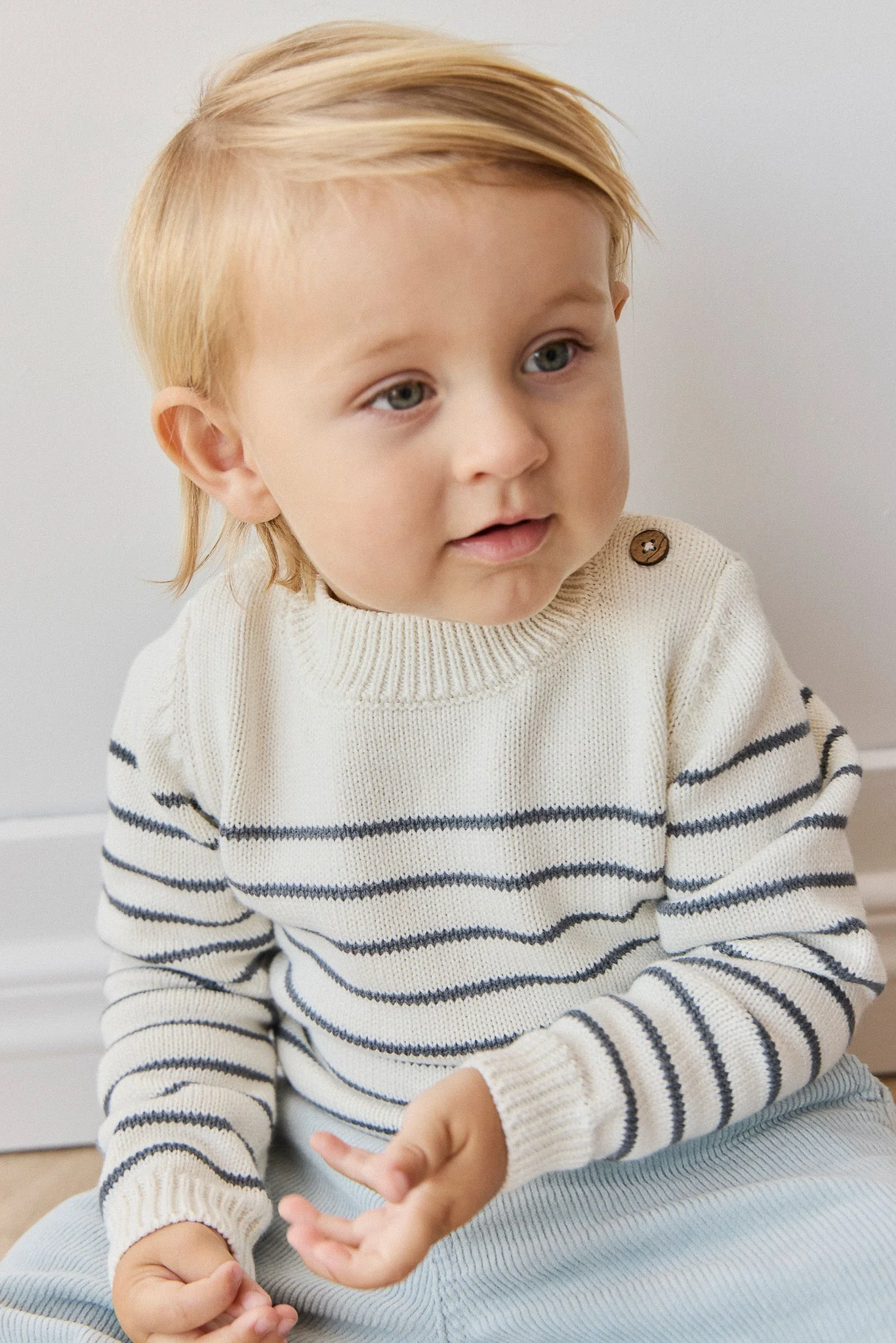 Malcolm Knitted Jumper - Malcolm Stripe Cloud/Atlantic - Image 4