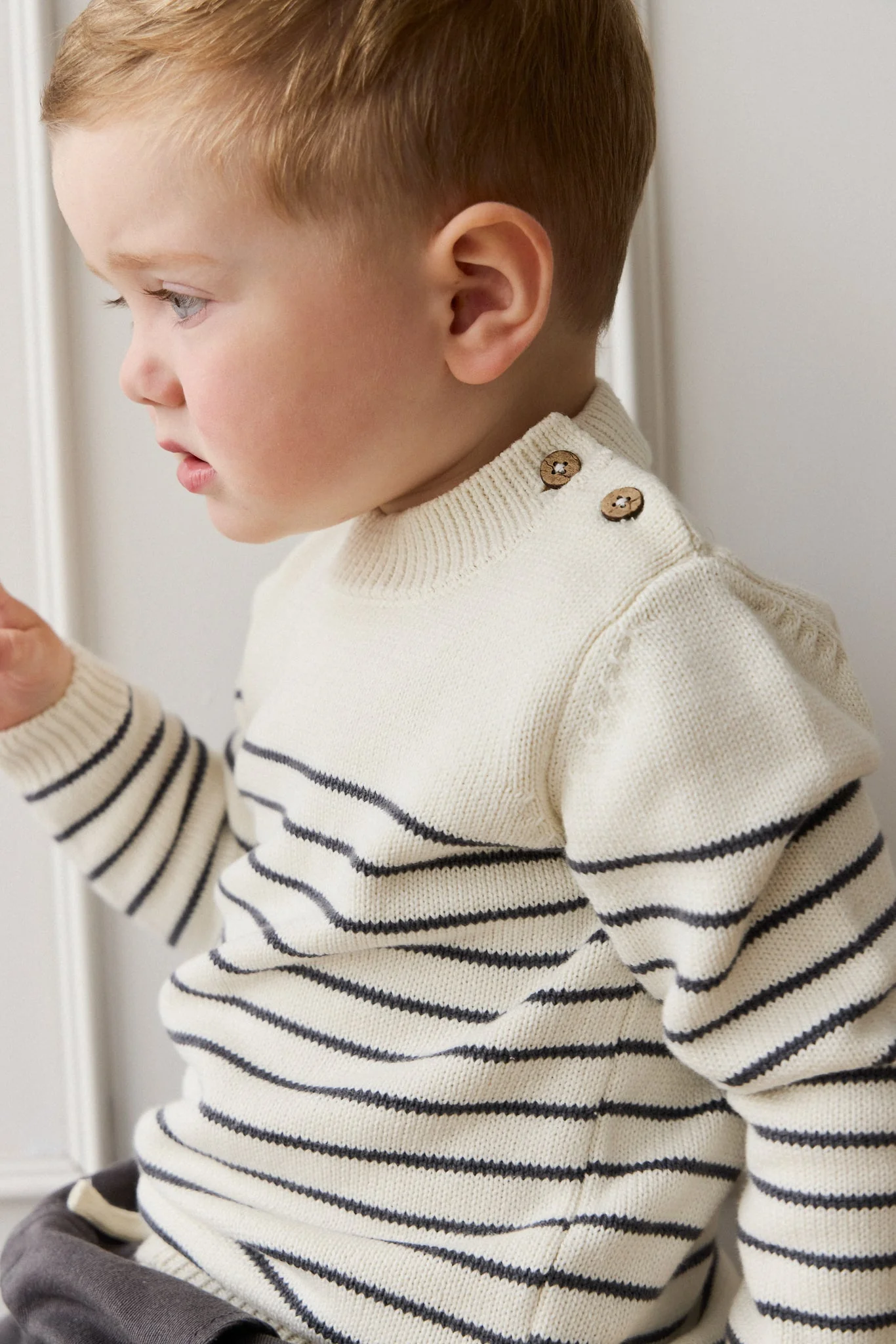 Malcolm Knitted Jumper - Malcolm Stripe Cloud/Atlantic - Image 5