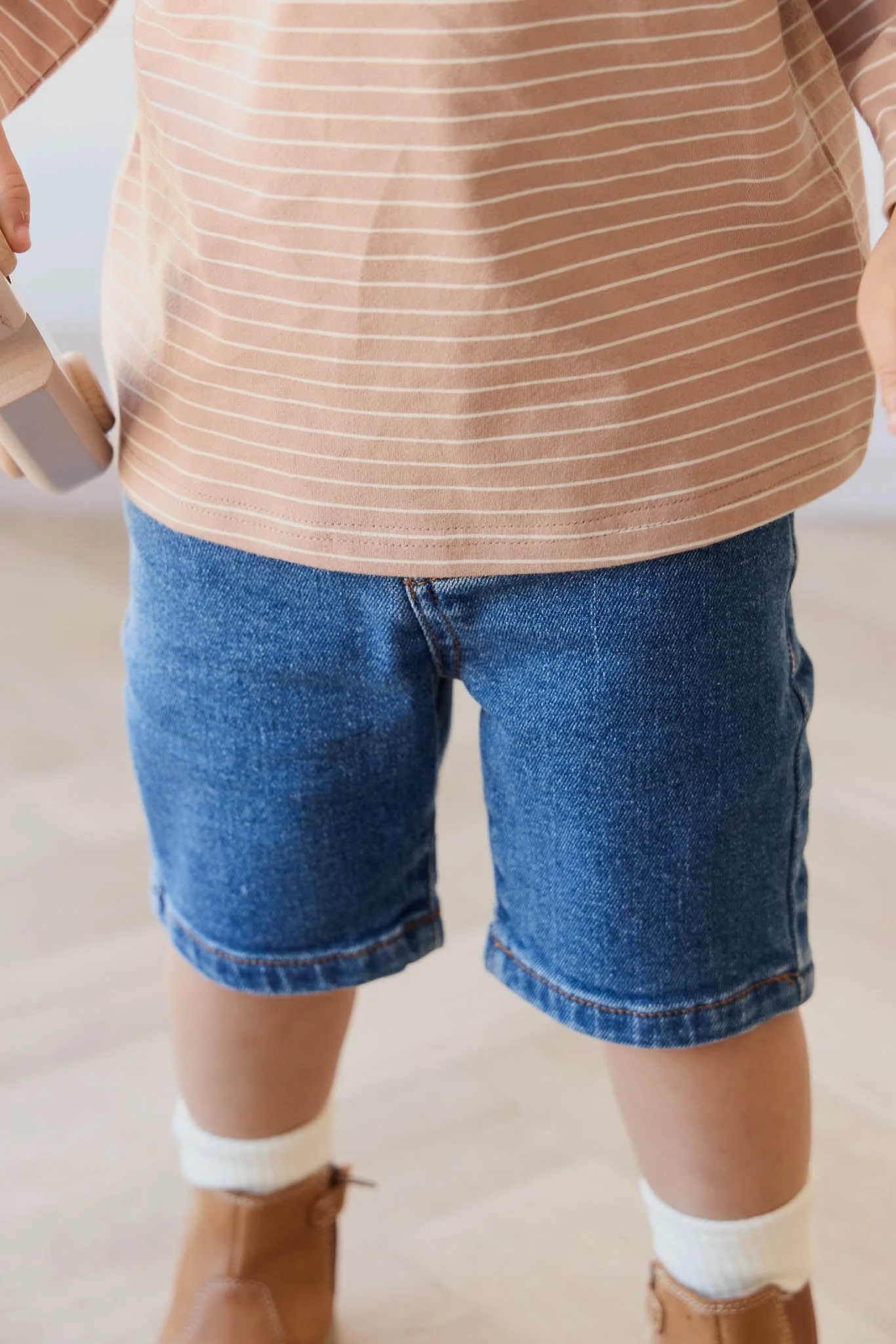 Noah Short - Mid Wash Denim - Image 4
