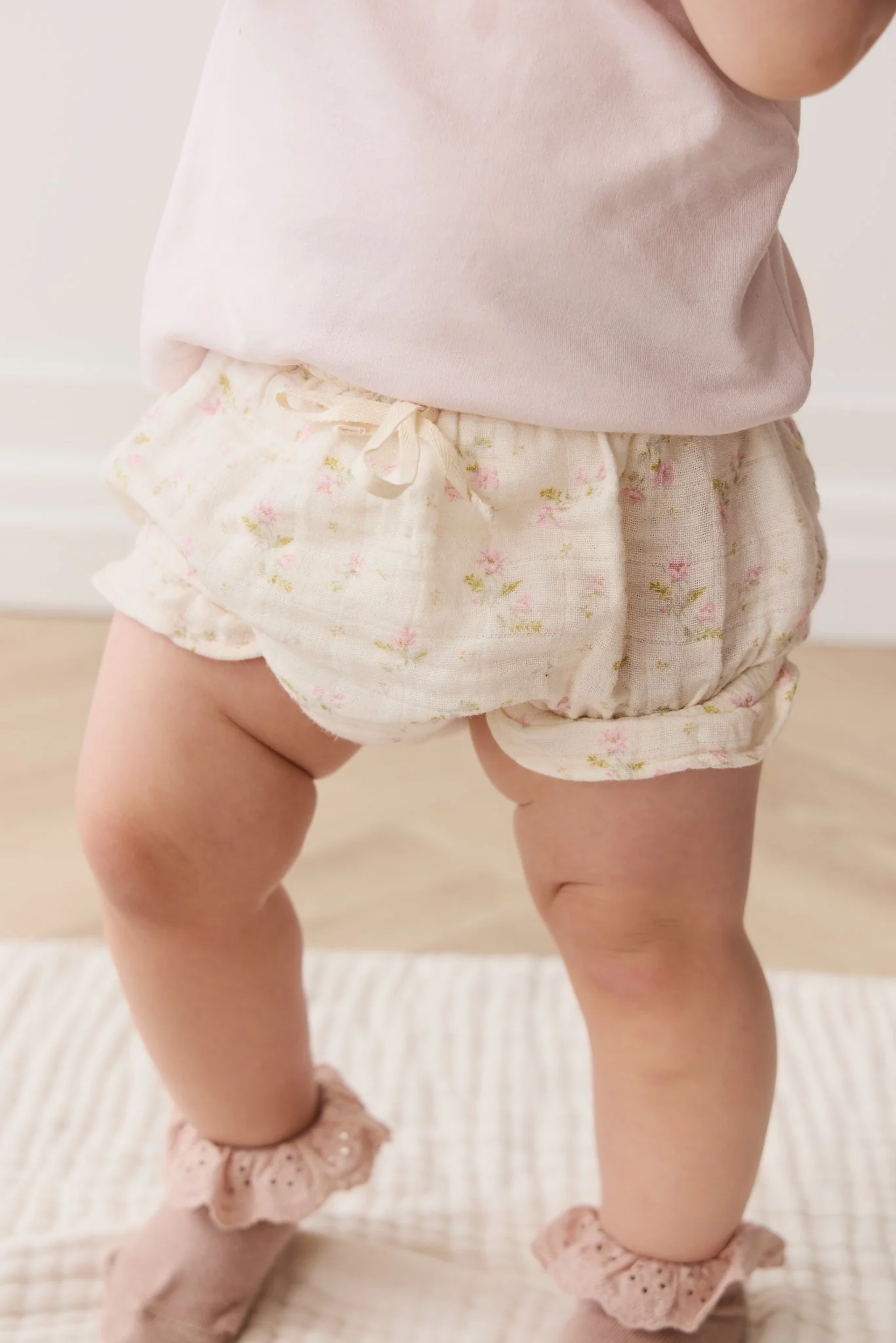 Organic Cotton Muslin Frill Bloomer - Emelia Pink - Image 2