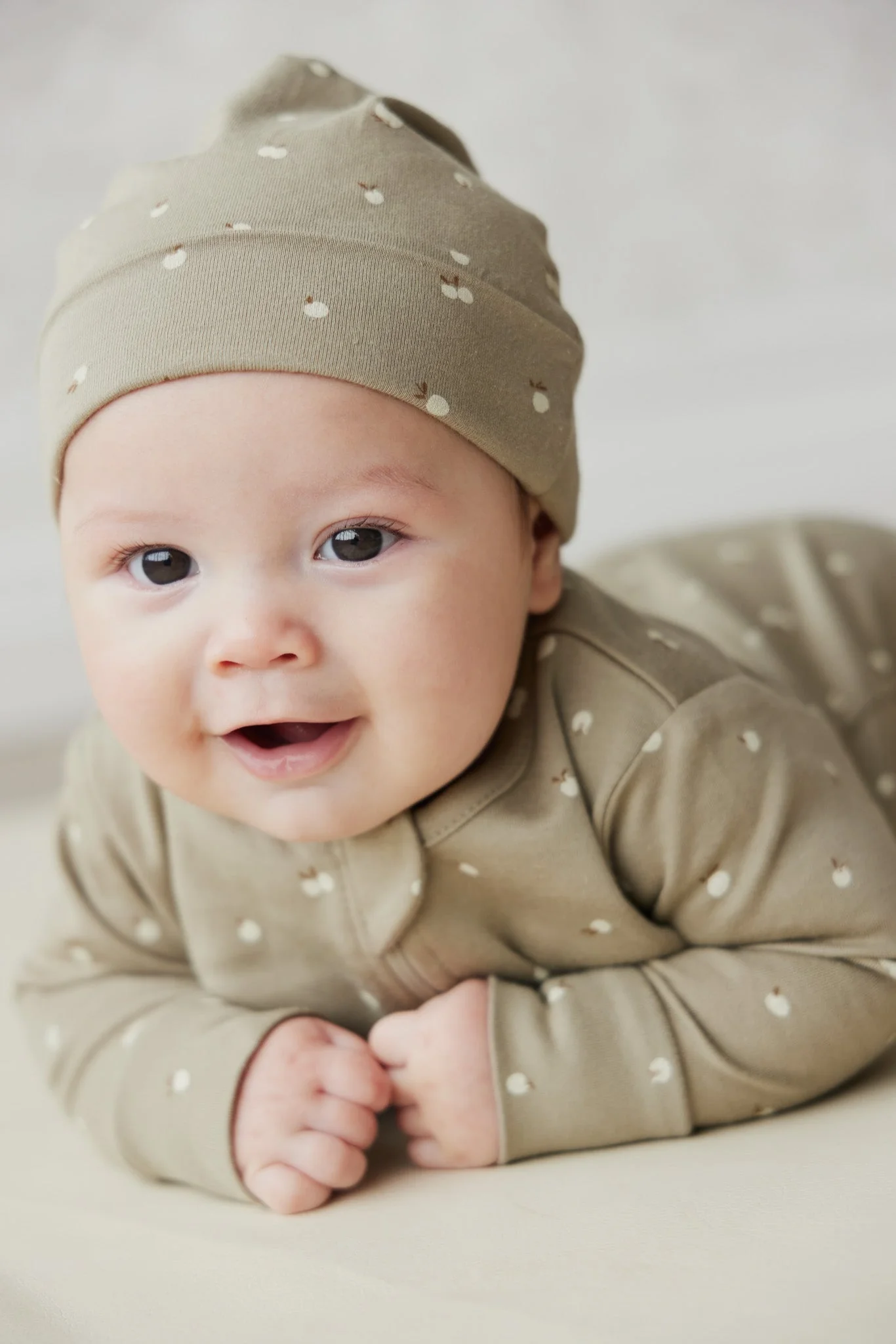 Organic Cotton Reese Beanie - Apples Seneca Rock - Image 4