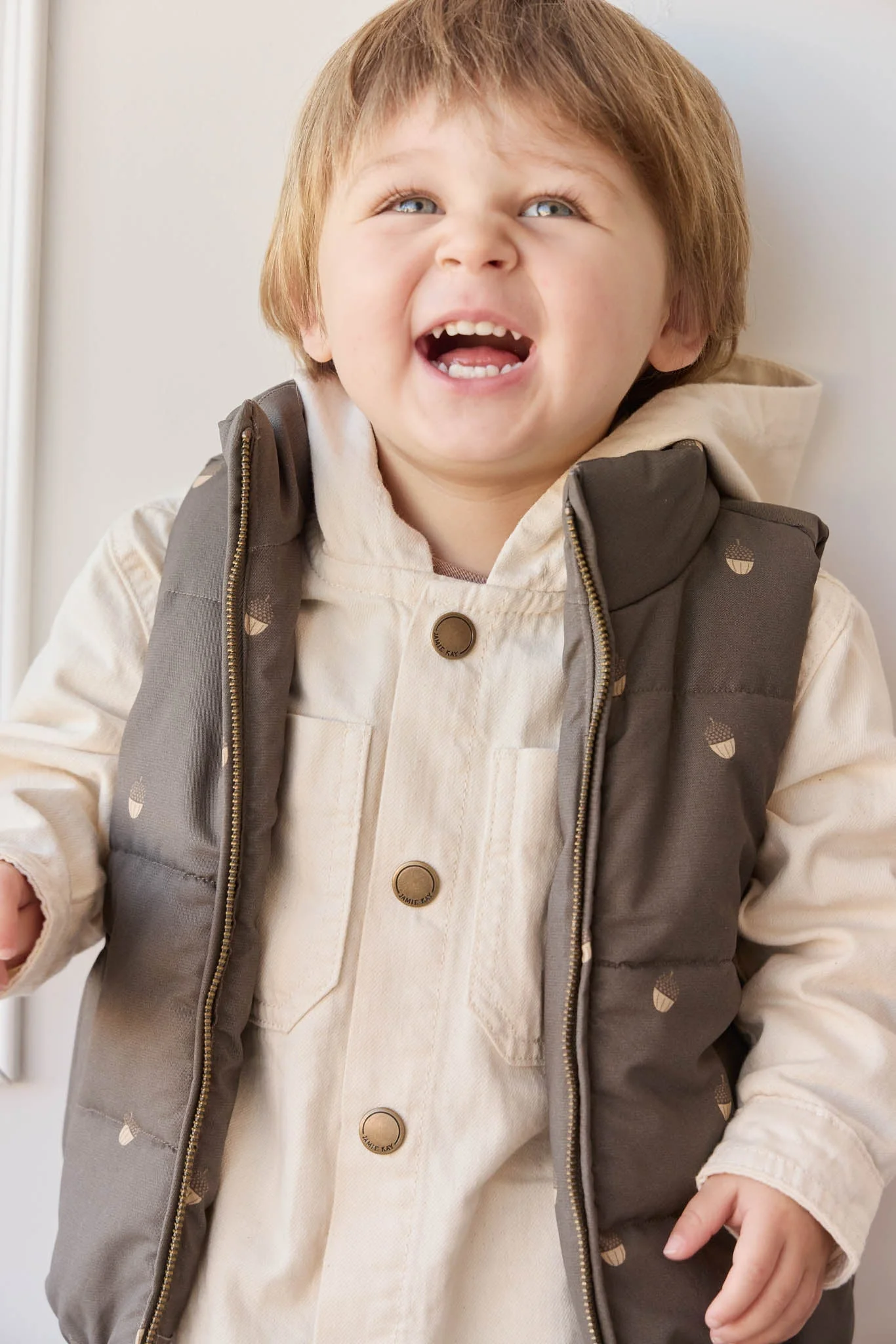 Rudi Puffer Vest - Acorn Wolf - Image 4