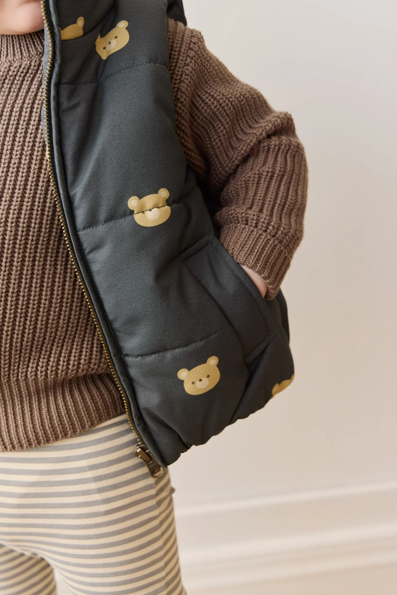 Rudi Puffer Vest - Bobbie Bears Shadow - Image 4