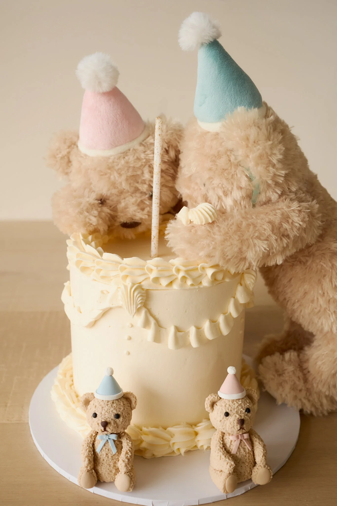 Snuggle Bunnies - Birthday Arthur - Sky - Image 5