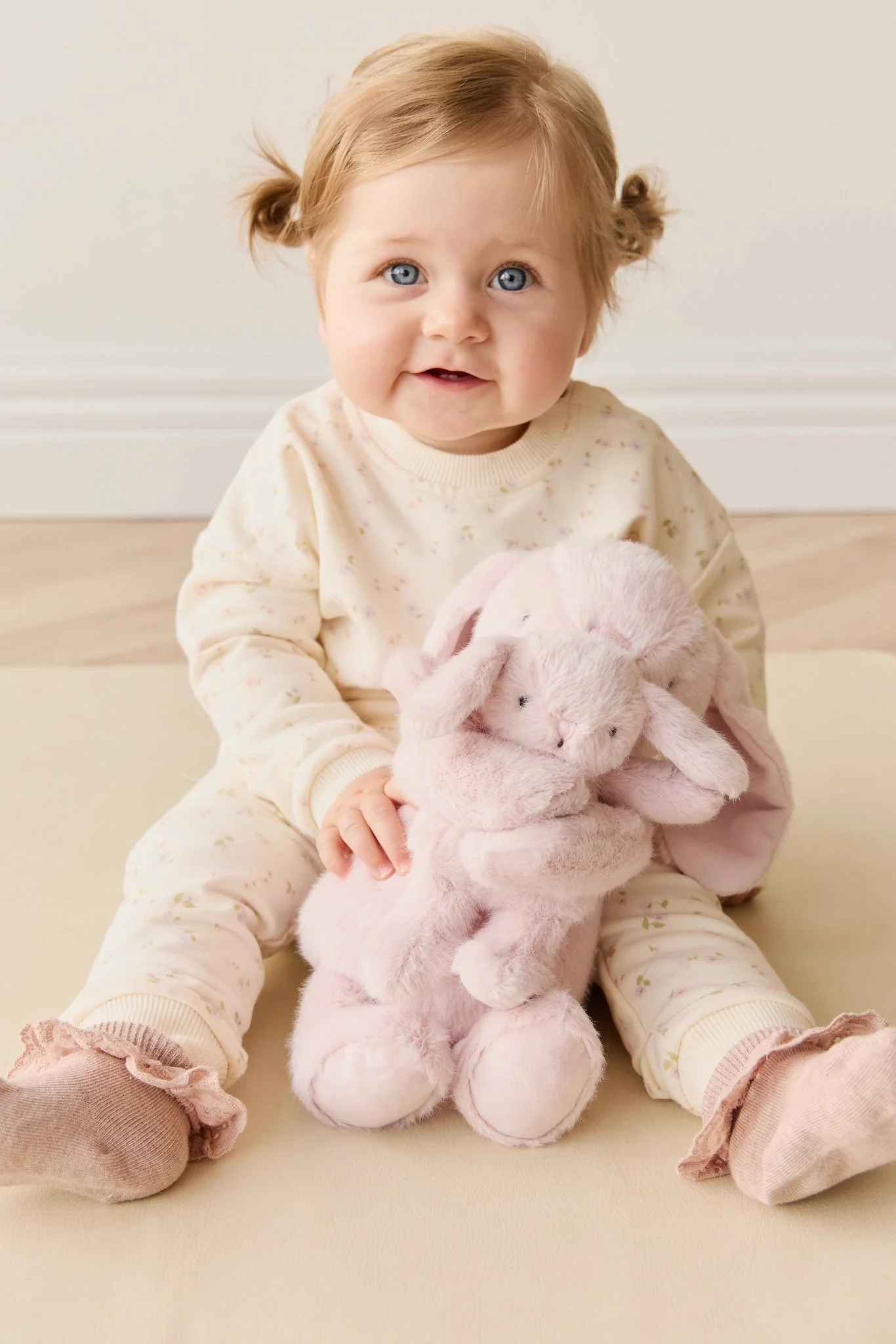Snuggle Bunnies - Frankie the Hugging Bunny - Blossom - Image 5