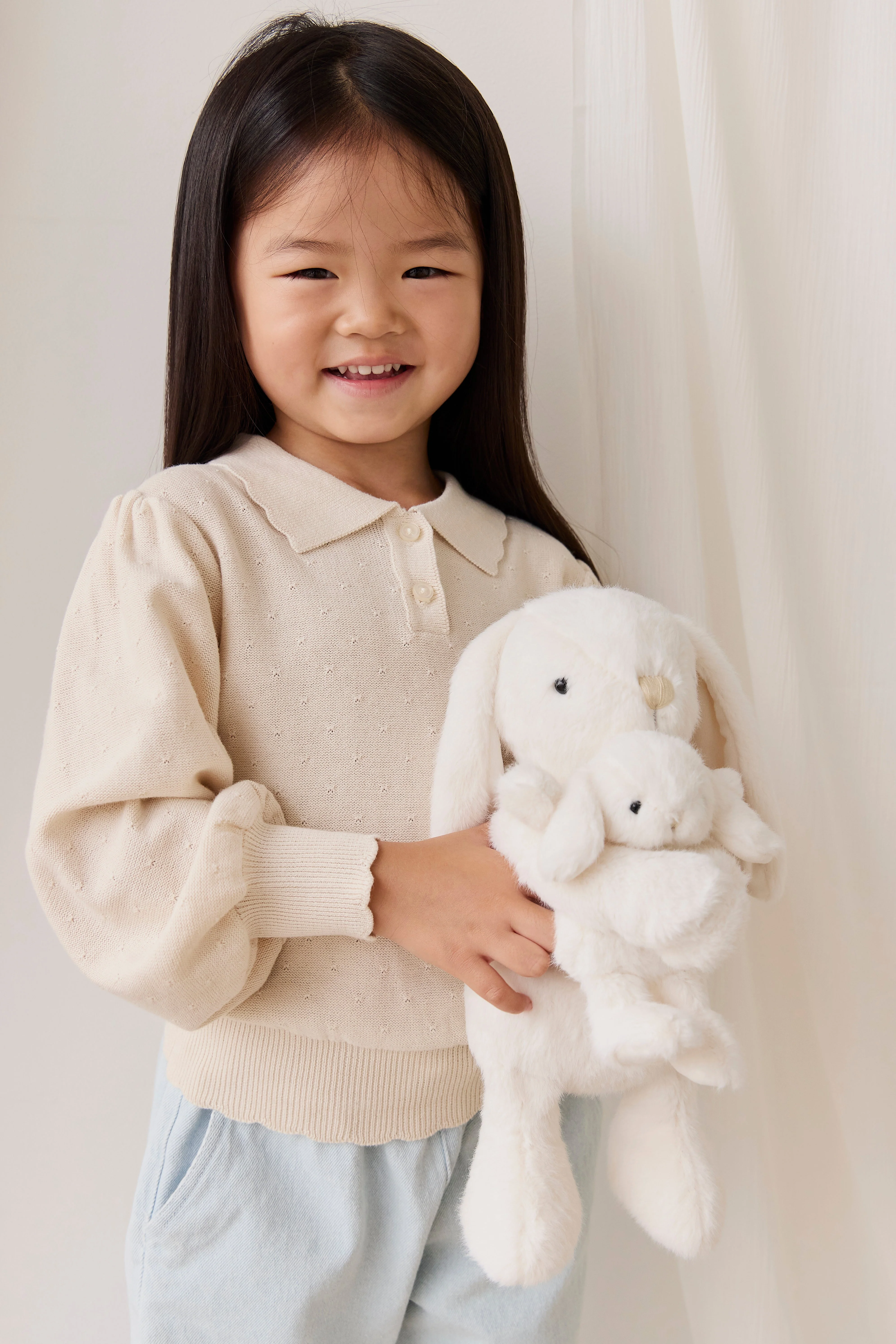Snuggle Bunnies - Frankie the Hugging Bunny - Marshmallow - Image 5