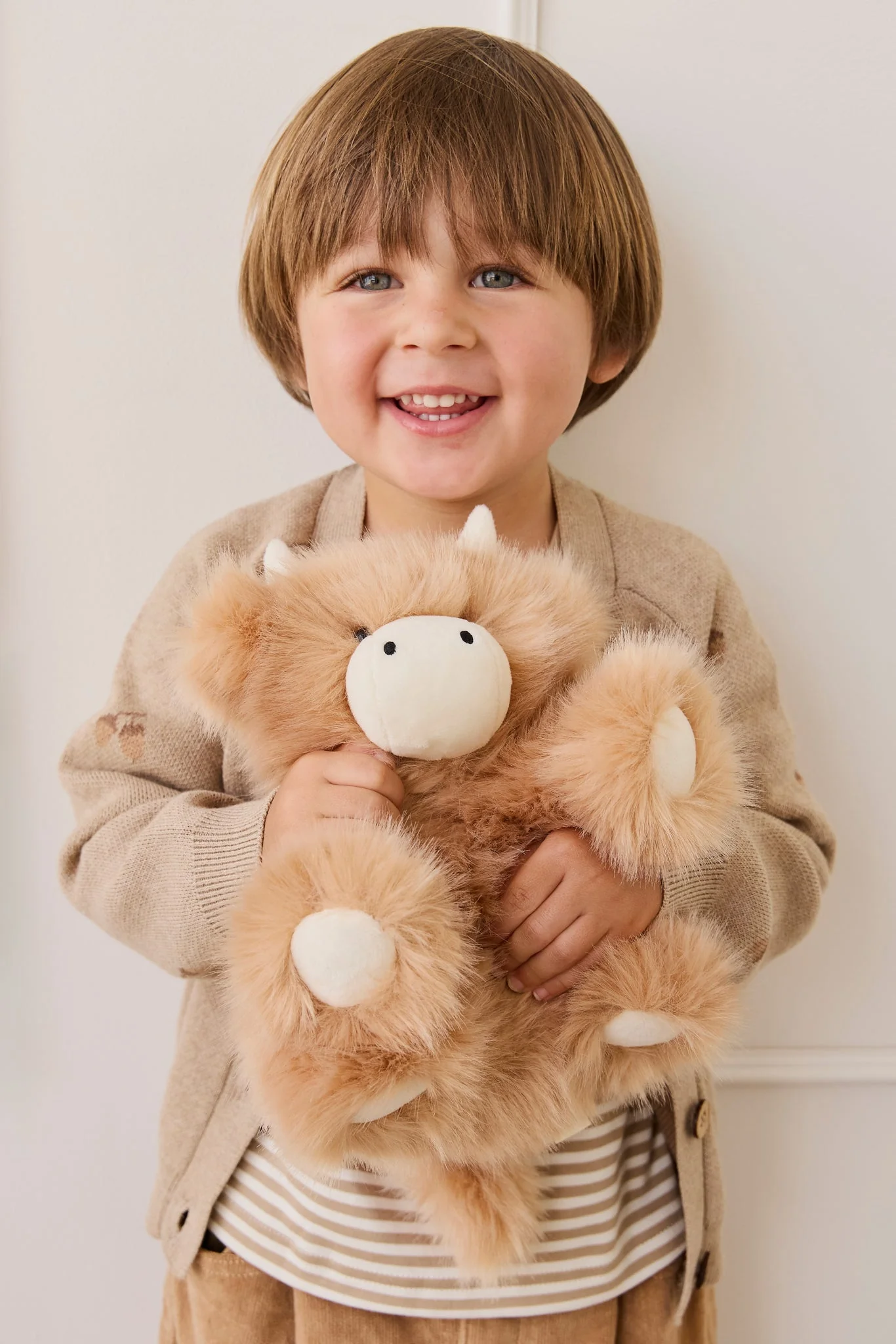 Snuggle Bunnies - Hilda The Highland Cow - Caramel - Image 2