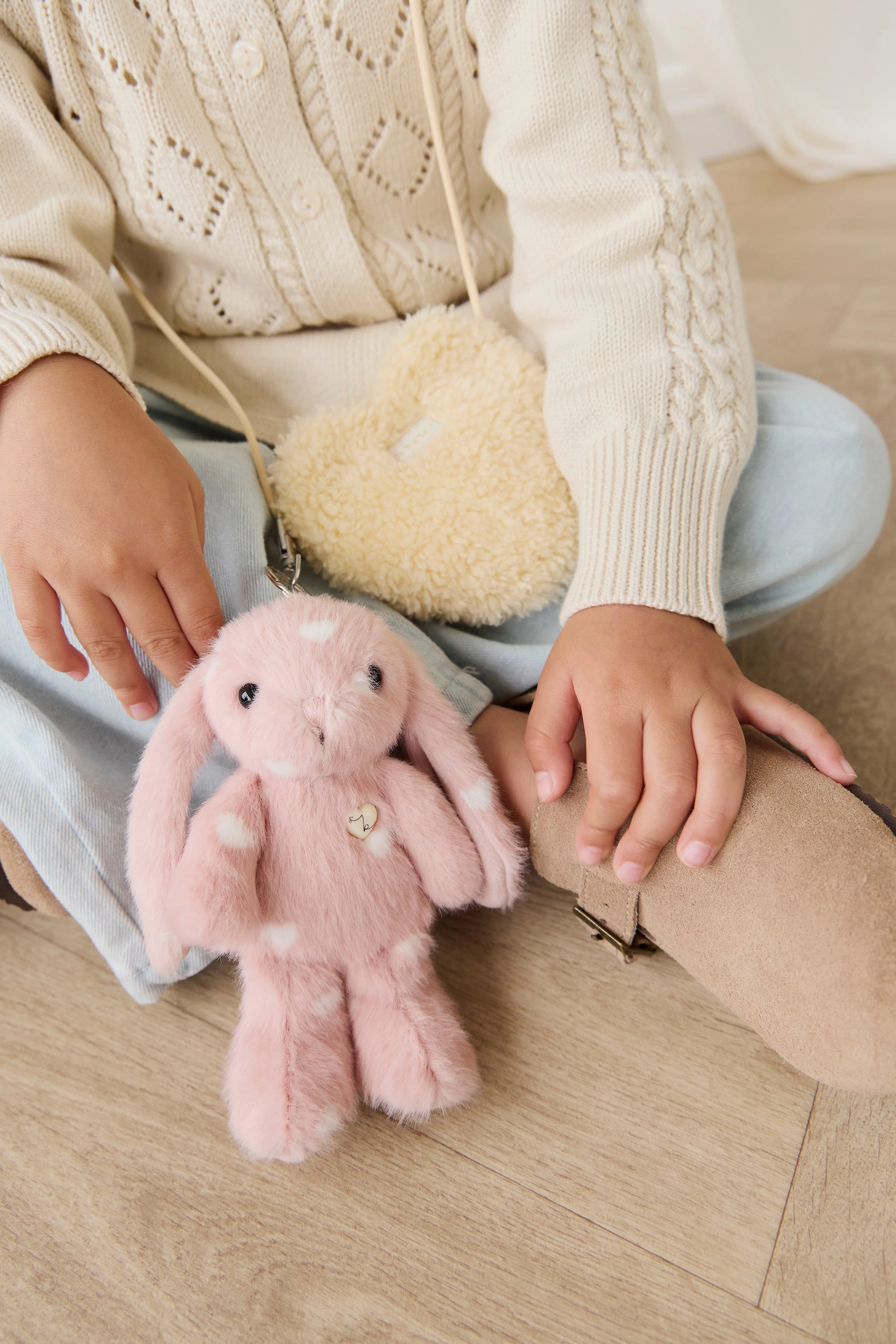 Snuggle Bunnies - Penelope Keyring Little Love - Image 5