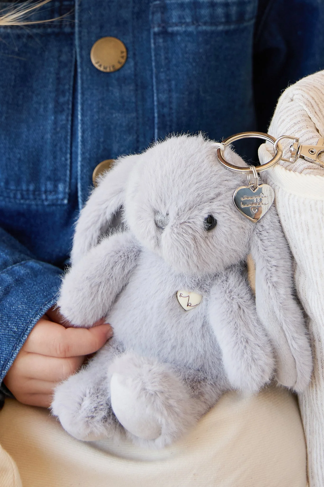 Snuggle Bunnies - Penelope Keyring - Silver - Image 3