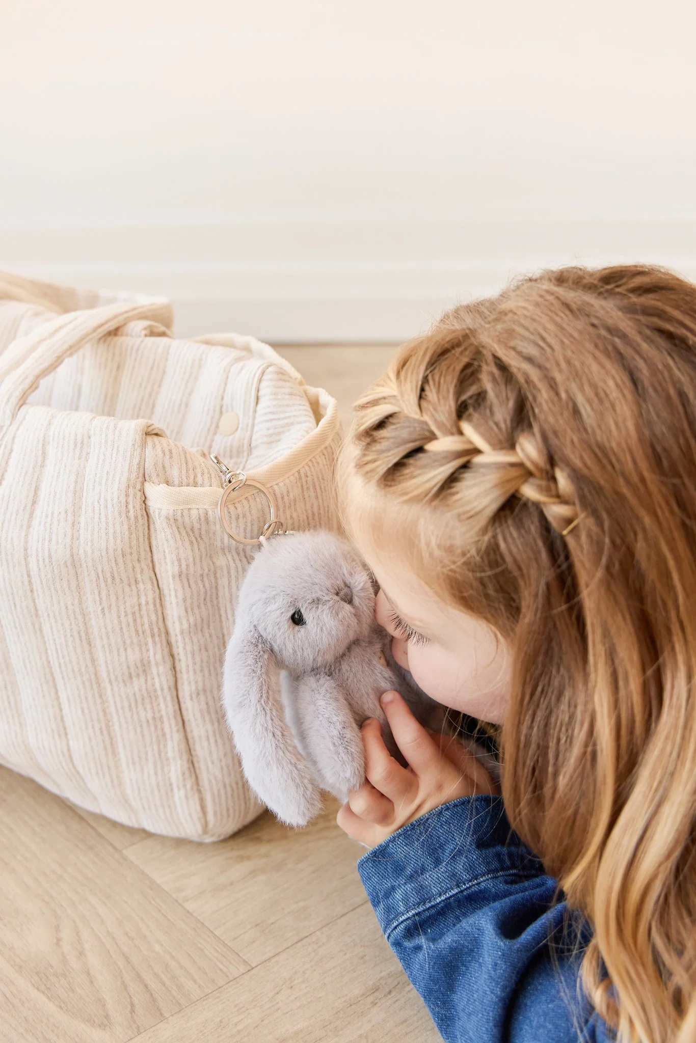 Snuggle Bunnies - Penelope Keyring - Silver - Image 6