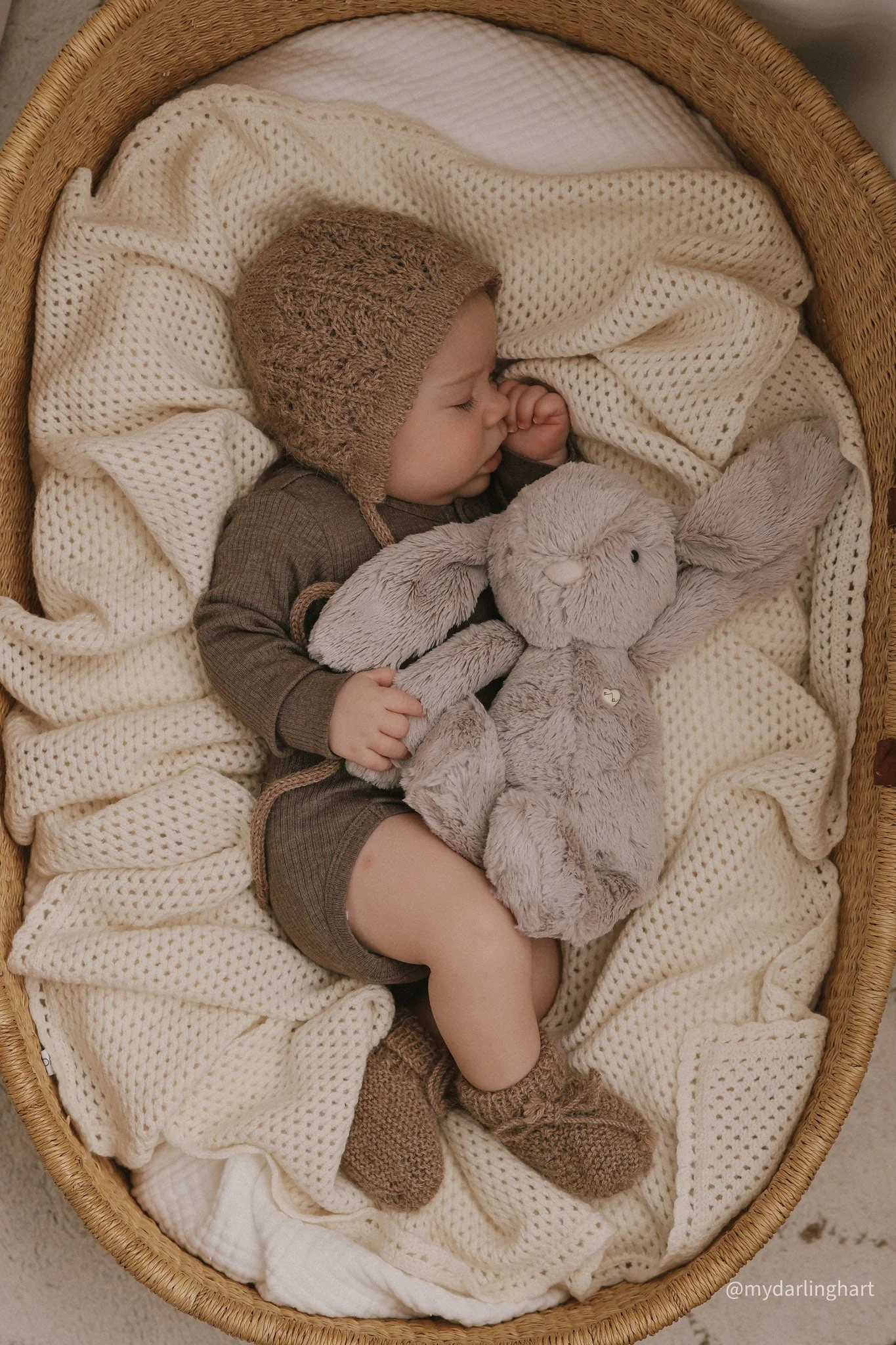 Snuggle Bunnies - Plush Penelope  - Beige - Image 2